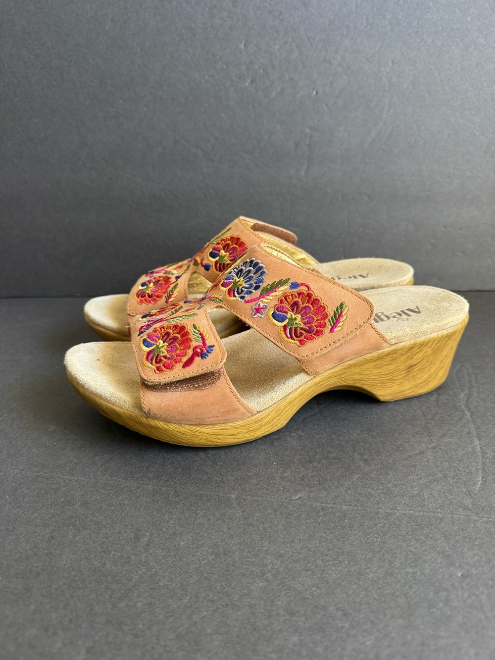 Alegria Embroidered Sandals Tan Leather Comfort Shoes Slip On Clogs Mules 43 - Picture 4 of 10